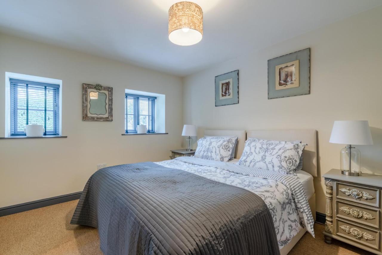 Buff Lodge Tackley Екстериор снимка
