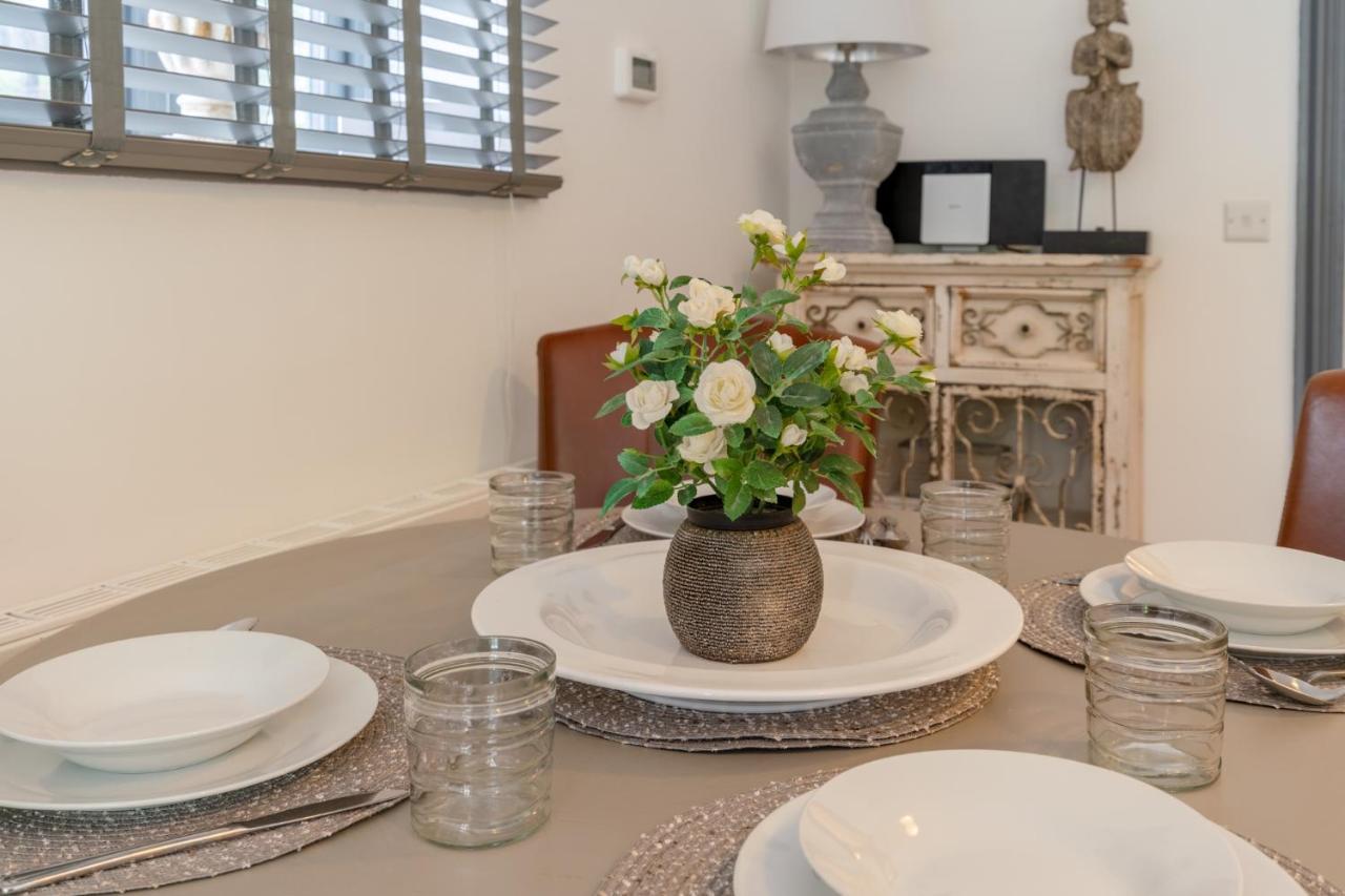 Buff Lodge Tackley Екстериор снимка