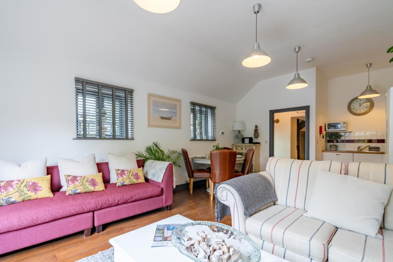 Buff Lodge Tackley Екстериор снимка