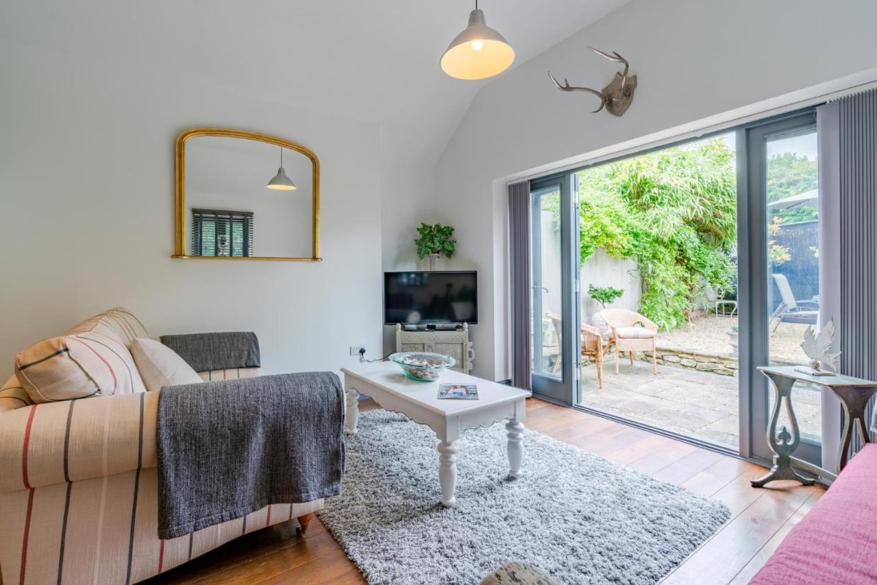 Buff Lodge Tackley Екстериор снимка