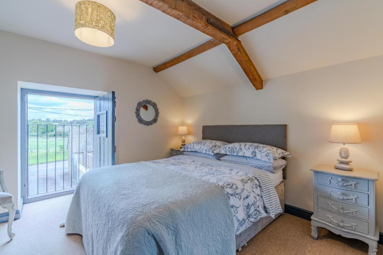Buff Lodge Tackley Екстериор снимка