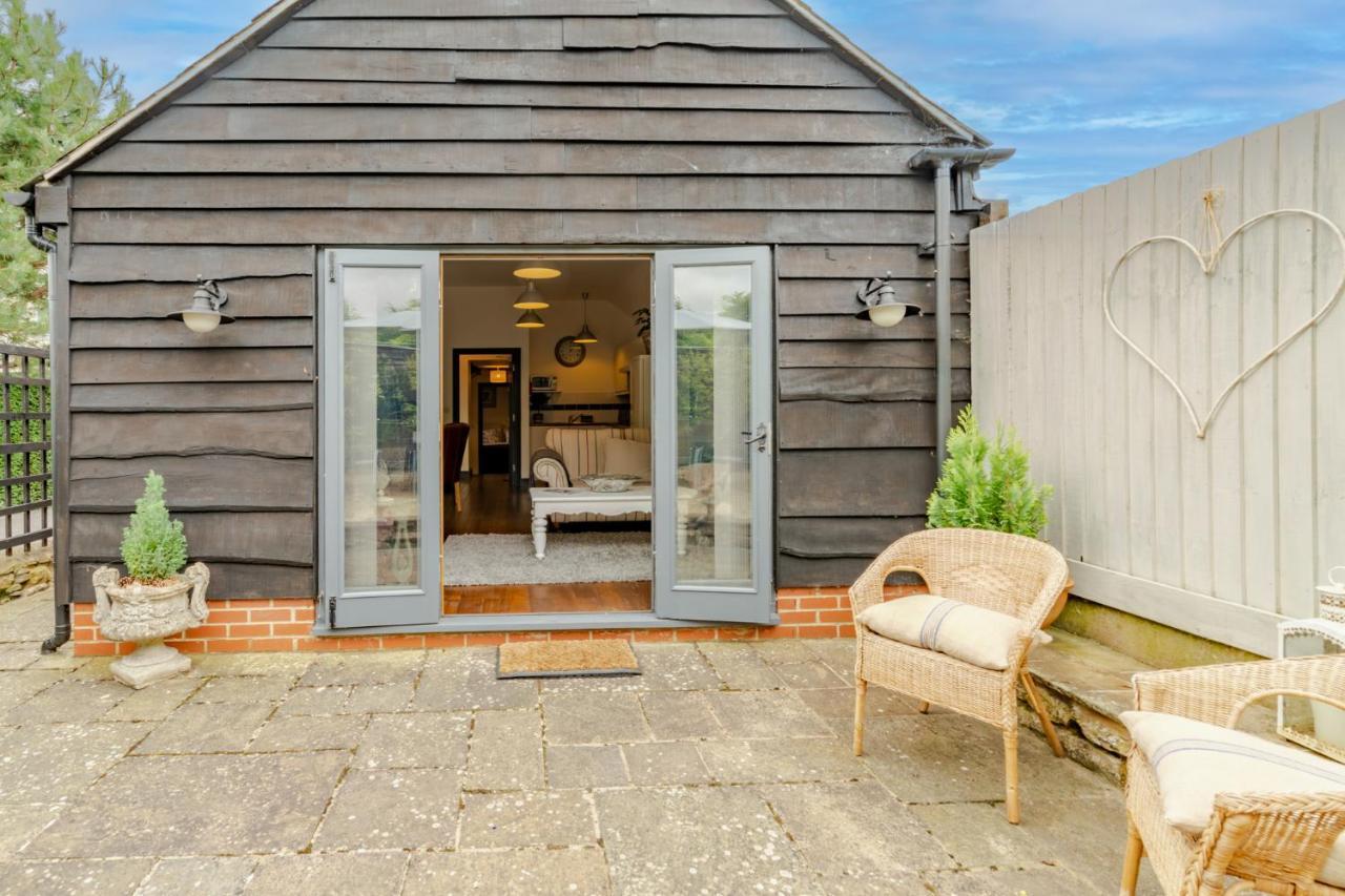 Buff Lodge Tackley Екстериор снимка